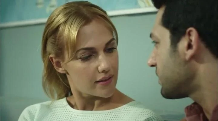 Кадры из сериала Королева ночи 14 серия 1 сезон (2016)